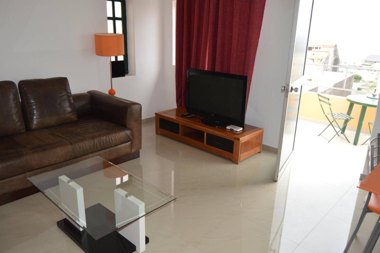 Apartamento T1 Mobiliado Com Wi-Fi Praia Exterior photo
